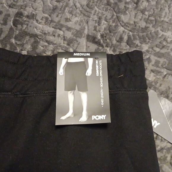 black pony shorts - Picture 4 of 5